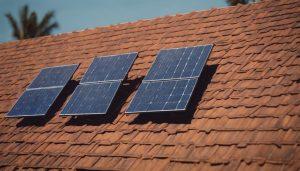 solar panel comparison factors