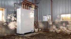 poultry farms heat pumps